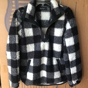 A&F Sherpa pullover